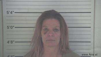 Charlotte Mae Neaves Mugshot