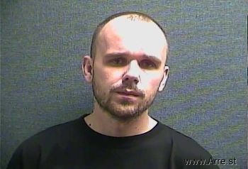 Christopher Dean Holt Mugshot