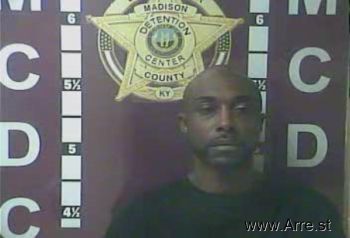 Derrick Lenard Brown Mugshot