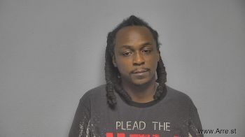 Devonte D Woods Mugshot