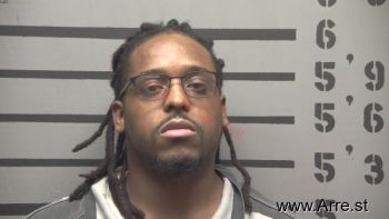 Donvalette Lamont Richardson Mugshot