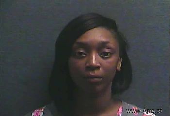 Diamond Iesha Dodds Mugshot