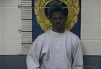 Jamaree  Robertson Mugshot