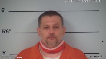 Jason  Linville Mugshot