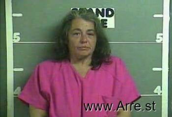 Jennifer C Lampert Mugshot