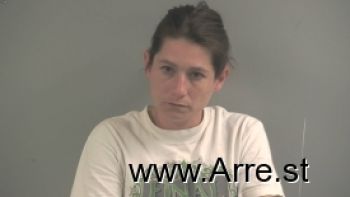 Kristen L Day Mugshot