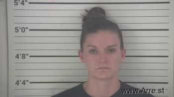 Laken Nichole Salsgiver Mugshot