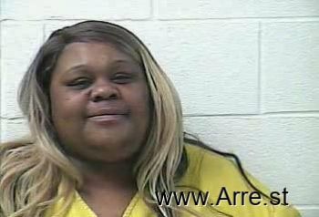 Latoshia Danielle Barrett Mugshot