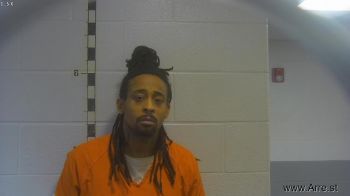 Leshaun Dewayne Manica (evans) Mugshot