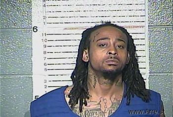 Leshaun Dewayne Manica Mugshot