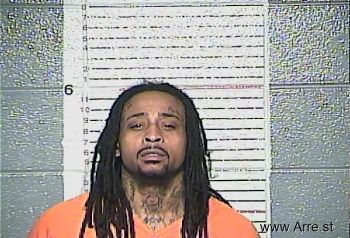 Leshaun Dewayne Manica Mugshot