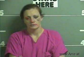 Lisa D Kininmoth Mugshot