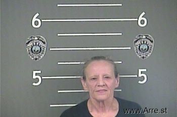 Lora L Roberts Mugshot