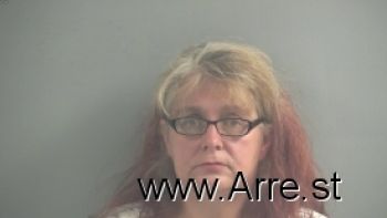 Michelle B Daniels Mugshot