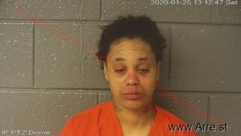 Paris Shivonne Mallin Mugshot