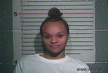 Pearl Delores Almore Mugshot