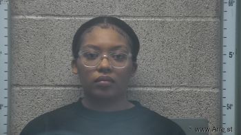 Selena  Williams Mugshot