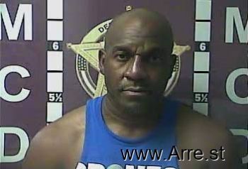 Timothy D Banks Mugshot