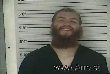 Travis Dalton Maggard Mugshot