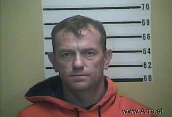 Travis Lee Mullins Mugshot