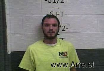 Tyler J Honaker Mugshot