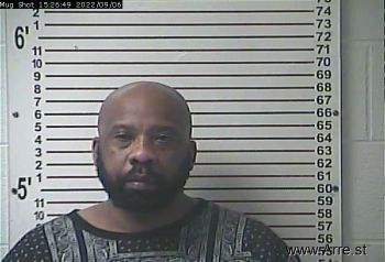 Tyrone Mckenzie Lee Mugshot