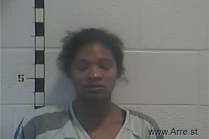 Lacey Dixon Arrest Mugshot