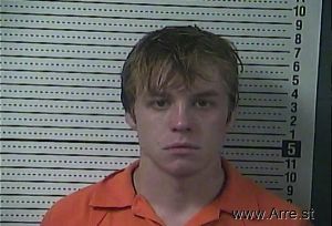 Mason Reynolds Arrest Mugshot