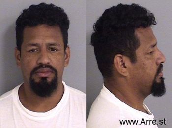 Carlos  Reyes Mugshot