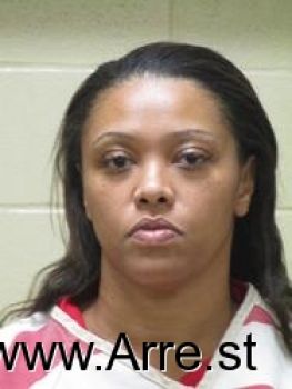 Crystalyne  Crump Mugshot