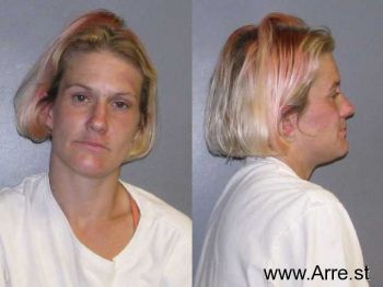 Danielle Nicole Larue Mugshot