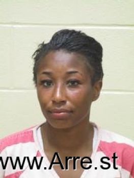 Daviana  Standokes Mugshot