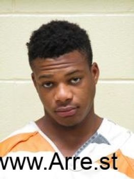 Deontez  Moore Mugshot