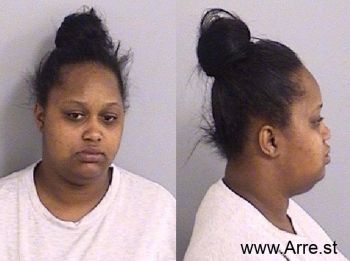 Derricka  Tucker Mugshot