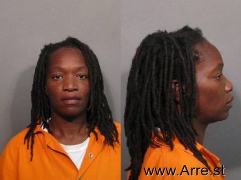 Holly Trenise Brown Mugshot