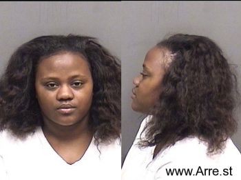 Laterrika  Sanders Mugshot