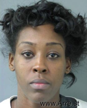 Paulette Renee Holland Mugshot