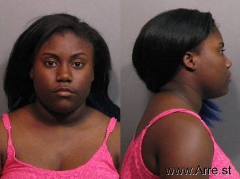 Sarah Lashelle Young Mugshot