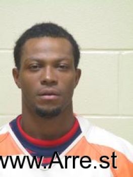 Stevarrio  Hogan Mugshot