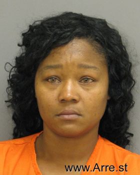 Taravia Yankishmonique Anderson Mugshot