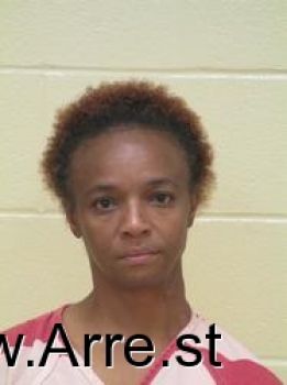 Yulanda  Veal Mugshot