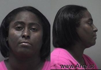 Yolanda Yvette Thomas Mugshot