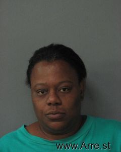 Shanquila Chapman Arrest Mugshot