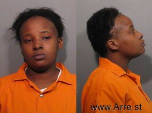 Tyjanae Robinson Arrest Mugshot