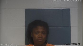 Chontia Lenise Merritt Mugshot