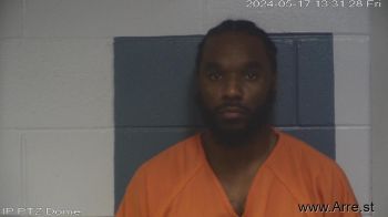 Dwayne Lamont Roberts Mugshot