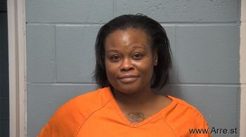 Michelle Tynisha Jones Mugshot