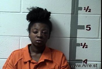 Onshay Danee Reaves Mugshot