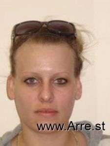 Amanda Abrahams Arrest Mugshot