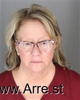 Linda Annschiavi Perry Mugshot